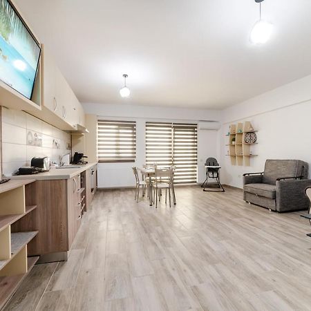 Derya Suites - Mamaia Nord Năvodari Eksteriør bilde