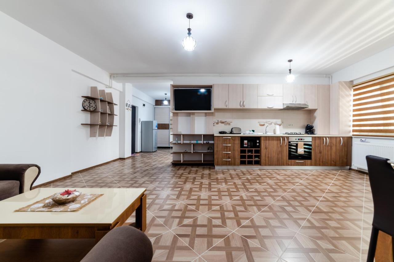 Derya Suites - Mamaia Nord Năvodari Eksteriør bilde