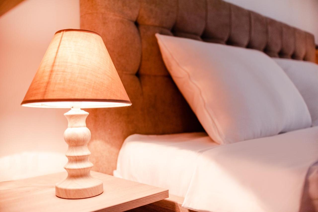 Derya Suites - Mamaia Nord Năvodari Eksteriør bilde