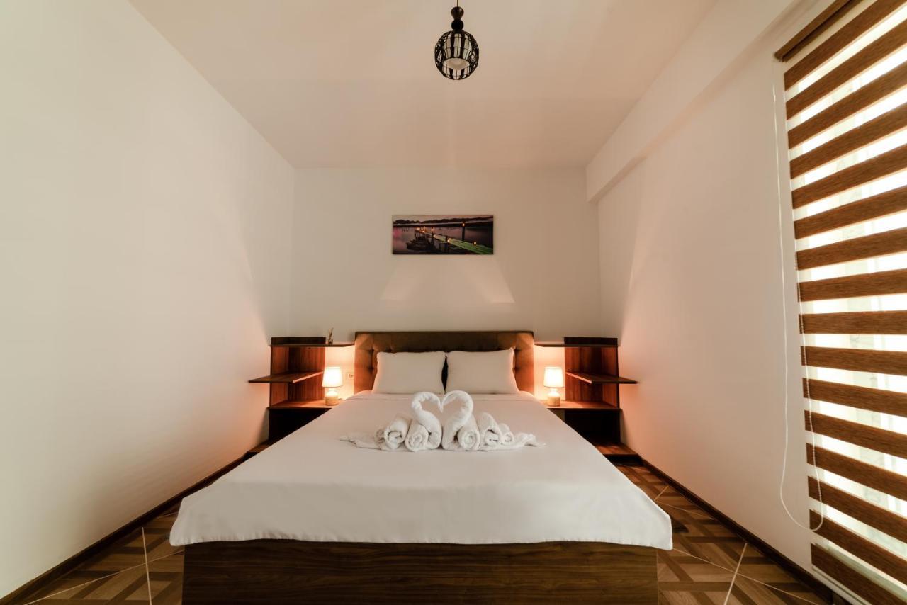 Derya Suites - Mamaia Nord Năvodari Eksteriør bilde