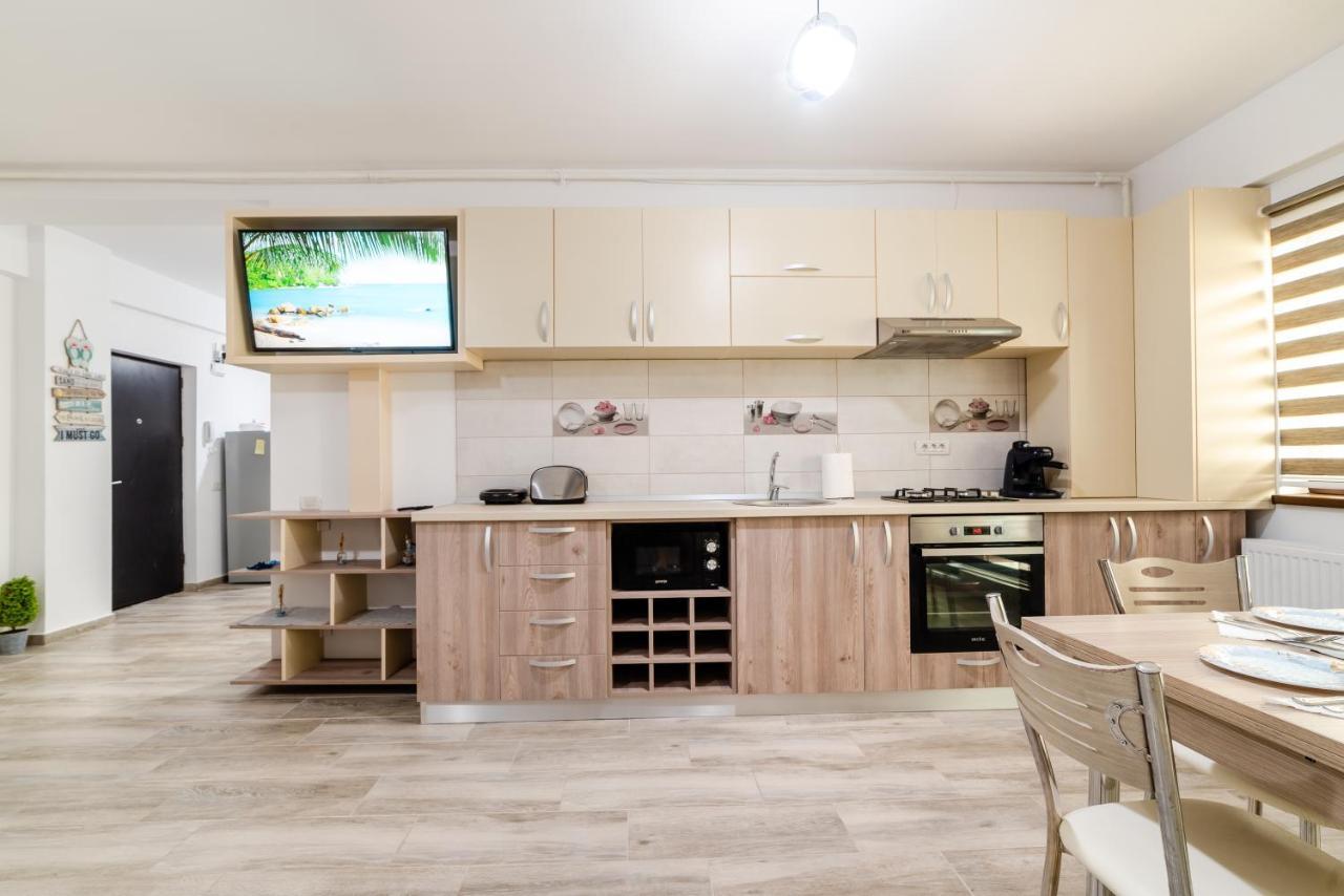 Derya Suites - Mamaia Nord Năvodari Eksteriør bilde