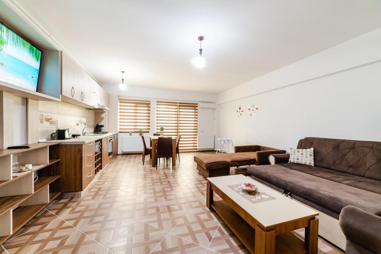 Derya Suites - Mamaia Nord Năvodari Eksteriør bilde